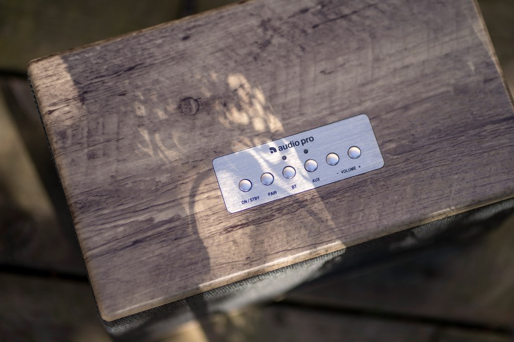 wireless bluetooth speaker BT5 driftwood lifestyle08 AudioPro