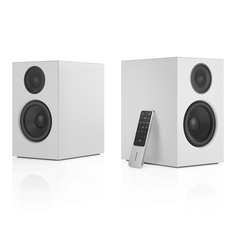 wireless-multiroom-speaker-A26-white-angle1-remote-nofront-AudioPro