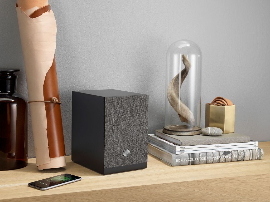 wireless multiroom speaker A28 black Lifestyle AudioPro 04